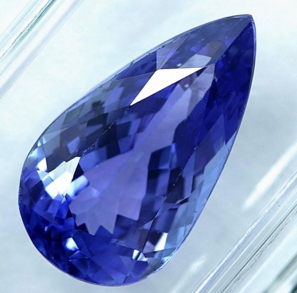 Blauer Tansanit 4.94 Karat